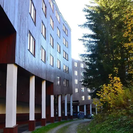2 Pieces Pour 6 Pers, Proche Pistes, Commerces Et Esf, Arcs 1800, Village Des Villards - Fr-1-411-417 Apartment *